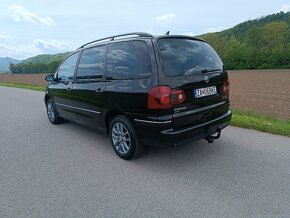 Predám Volkswagen Sharan 2.0tdi 100kw - 4