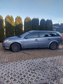 Opel vectra 1,9 CDTI 88 Kw - 4