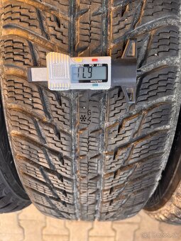 225/65R17 Nokian zimne celoročne - 4