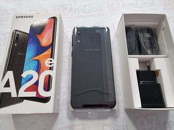 Samsung Galaxy A20e - 4