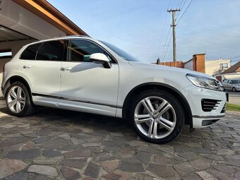 Volkswagen Touareg 4.2 TDI 250kW rv:2014 - 4