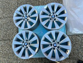 4 ks originál BMW 17" alu disky + 4 ks zimných pneumatík - 4