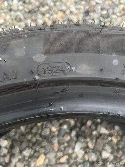 Zimné 225/45 R17 - 4