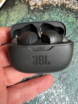 JBL WAVE BEAM BIELE + stuple cierne /SUPER CENA/ - 4