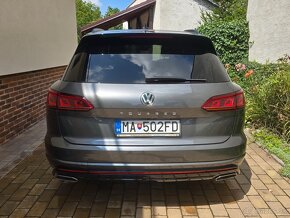 Volkswagen Touareg 3.0 TDI R-Line 4Motion A/T - 4