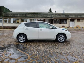 Nissan Leaf Acenta 24kWh, nízky nájazd, pôvodný lak - 4