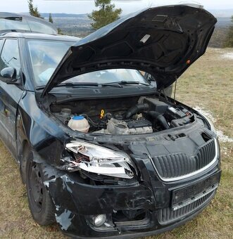 Škoda Fabia II, 1.2 HTP, 51kw, r.v. 2009 - havarovaná - 4