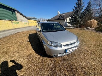 Honda hr-v 1.6i 4x4,bez hrdze - 4