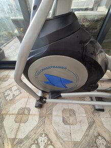 Predám eliptický trenažér Elliptical XT 1010 – TOP stav - 4