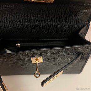 Nová elegantná čierna kabelka crossbody - 4