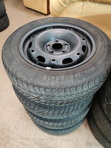 Predam zimne komplety 185/60 R14 - 4