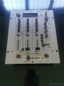 Behringer DDM 4000 - 4