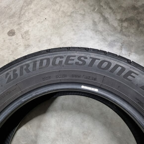 Bridgestone 215/60R17 letné - 4