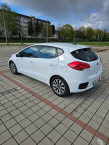 Kia Ceed 1.6 CRDi Automat - 4