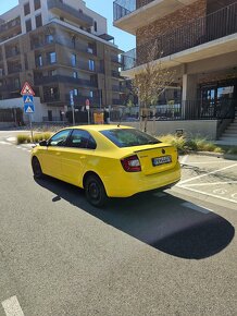 Škoda Rapid Sedan 2015 1.6TDI - 4