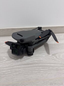 DJI Mavic 3 Pro - 4