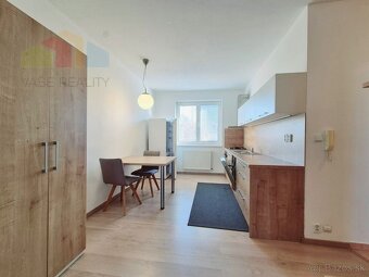 Na predaj 2-izbový byt s balkónom, 55 m², Svätoplukova ul.,  - 4