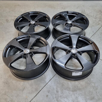 Disky Volkswagen Golf 5x112 R19 ET51 - 4