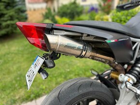 Aprilia DORSODURO Factory 750 - 4