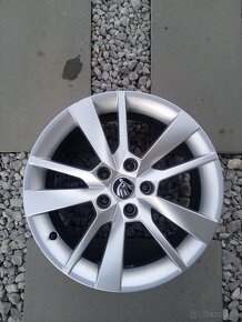 5x112 r17 original  Skoda Octavia 3 - 4