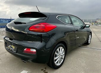 KIA Ceed 1.6 Automat Coupe - 4