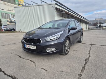 Kia Ceed SW 1,6 crdi 94 KW - 4