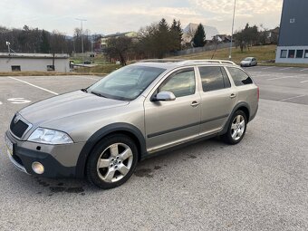 ŠKODA OCTAVIA SCOUT nová STK,EK - 4