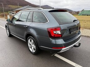 Škoda Octavia Combi 2.0 TDI Scout DSG 4x4 - 4