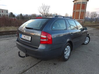 Škoda Octavia Combi 2.0 TDI - 4