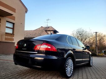 Škoda Superb  2.0 TDI DSG 170k Laurin & klement R.V. 2011 - 4