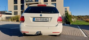 Volkswagen Golf Variant 1.6 TDI MATCH - 4