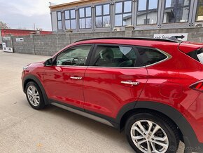 Predám HYUNDAI Tucson Premium, 1.6T, 177k, 4WD, AKO NOVÝ - 4