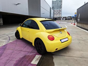 VW New Beetle 2.0 - 4