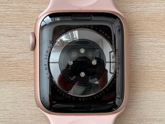 Apple Watch Series 6 44mm - 4