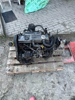 Ford Focus 1.8 tddi Motor - 4