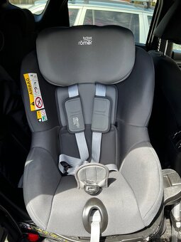 BRITAX RÖMER Autosedačka Dualfix M (61-105 cm) - 4