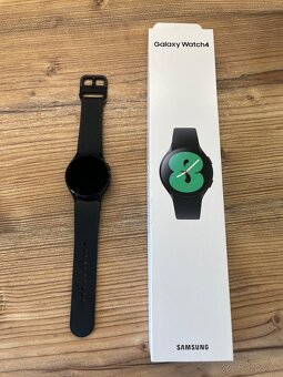 Predam Samsung Galaxy Watch 4 cierne 40mm - 4