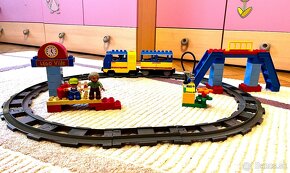 LEGO DUPLO 5608, železnica s vláčikom - 4