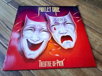 Lp Mötley Crüe - Theatre of Pain - 4