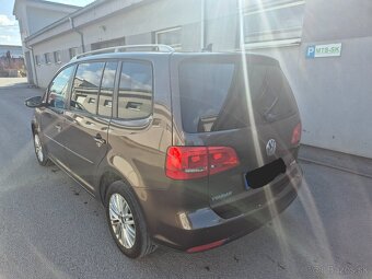 Volkswagen Touran 2.0 TDI 7 miest Automat - 4