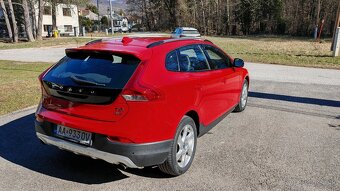 Volvo V40 Cross Country T5 Momentum AWD - 4