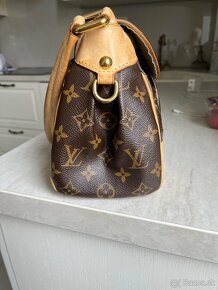 Louis Vuitton - 4