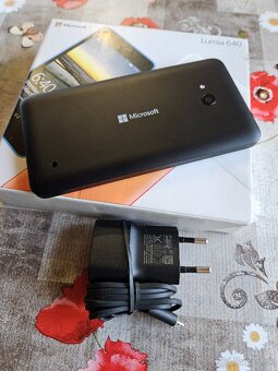 Microsoft Lumia 640 LTE - 4