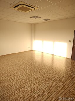 Kancelársky/ administratívny priestor 44,36m2 - 4