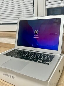 MacBook Air - 4