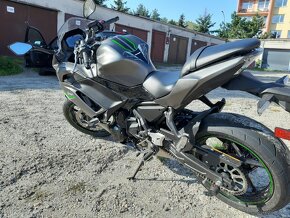 Kawasaki Ninja 650 MY2023 - 4