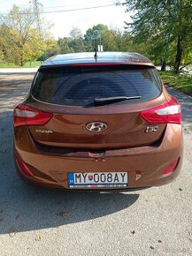 Predám Hyundai i30 1,4 benzín 73kw - 4