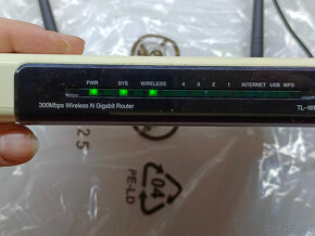 2x Wifi router box krabička veľmi dobrý stav - 4