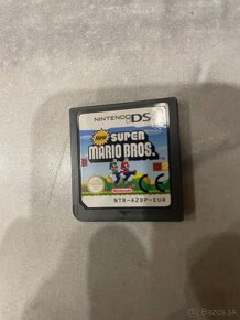 Nintendo DSi XL Super Mario Edition - 4