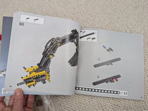 Lego Technic pásový bager - 4